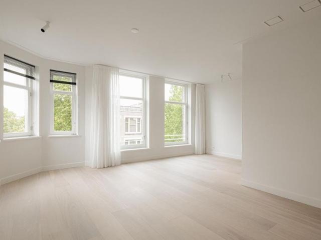 Appartement te huur: Johannes Verhulststraat 159 E 1075 GW Amsterdam
