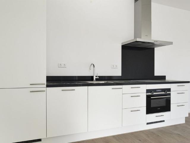 Appartement te huur: Karel Appelhof 98 1112 ZD Diemen