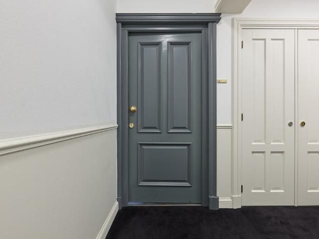 Appartement te huur Kneuterdijk 3 D in Den Haag voor € 3.500