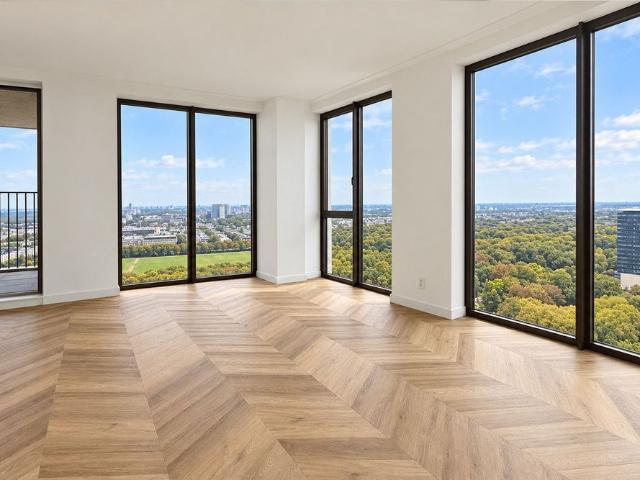 Appartement te huur: Koningin Julianaplein 9 184 2595 AA Den Haag