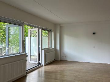 Appartement te huur Koningin Sophiestraat 168 in Den Haag voor € 2.450