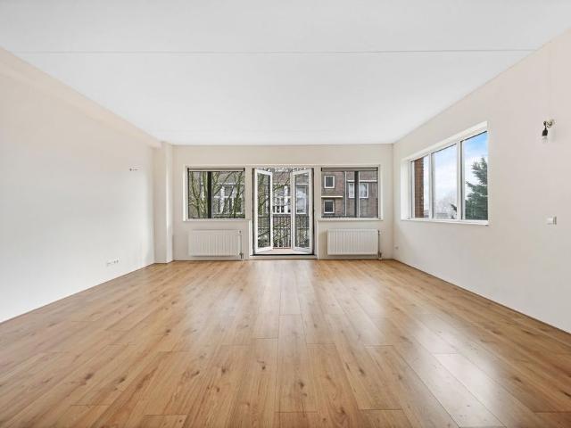 Appartement te huur: Koningin Sophiestraat 212 2595 TM Den Haag