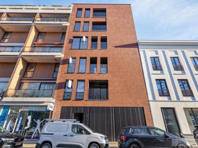 Appartement Te huur Kortrijk Instapklaar appartement met terras en