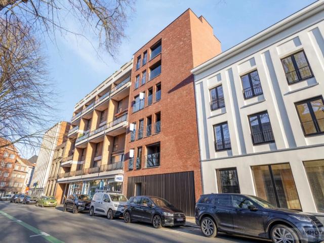 Appartement Te huur Kortrijk Instapklaar appartement met terras en