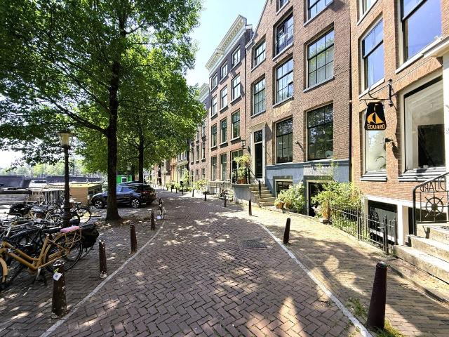 Appartement te huur Kromme Waal in Amsterdam voor € 3.495