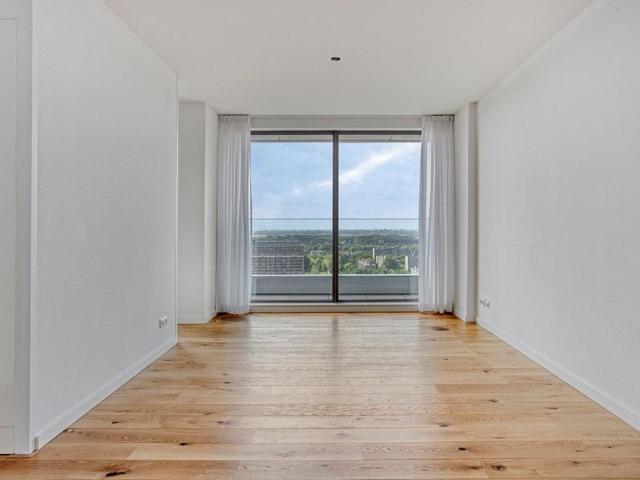 Appartement te huur Poptahof Zuid, Martinus Nijhofflaan in Delft