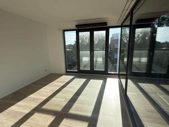 Appartement te huur: Professor Kamerlingh Onneslaan 312 3112 VM Schiedam