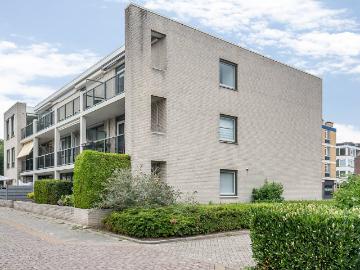 Appartement te huur Raadhuishof 16 in Capelle aan den IJssel voor € 2.100