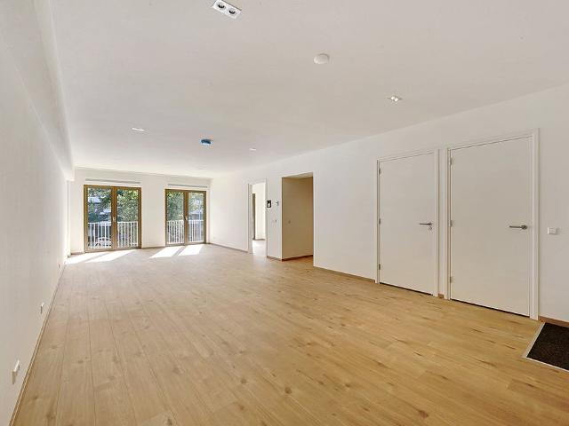 Appartement te huur Rijnbuurt, President Kennedyplantsoen in Amsterdam