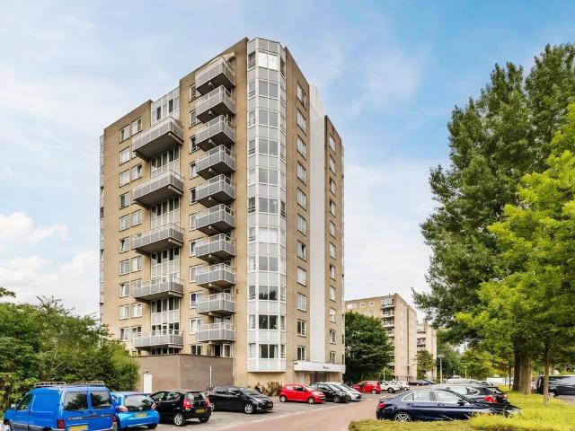 Appartement te huur Rosa Spierlaan in Amstelveen voor € 2.200