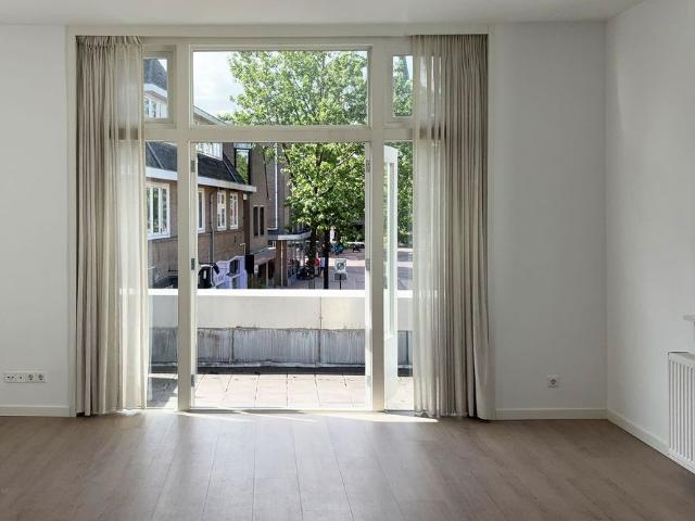 Appartement te huur: 's Gravelandseweg 12 A1 1211 BS Hilversum