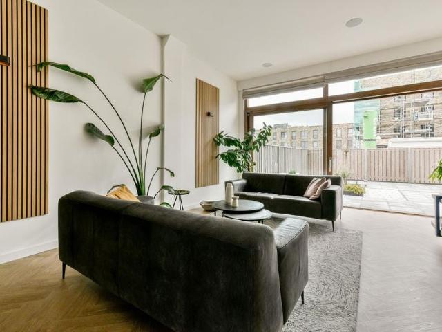Appartement te huur: Tan Malakastraat 86 A 1087 WE Amsterdam