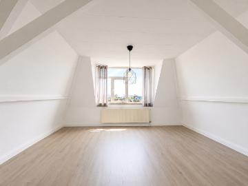 Appartement te huur Valkenboslaan 79 3e etage in Den Haag voor € 835