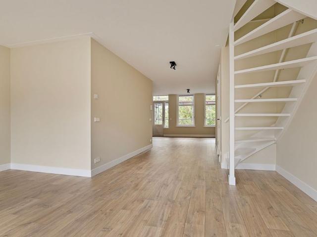 Appartement te huur: Van Woustraat 39 2 1074 AB Amsterdam