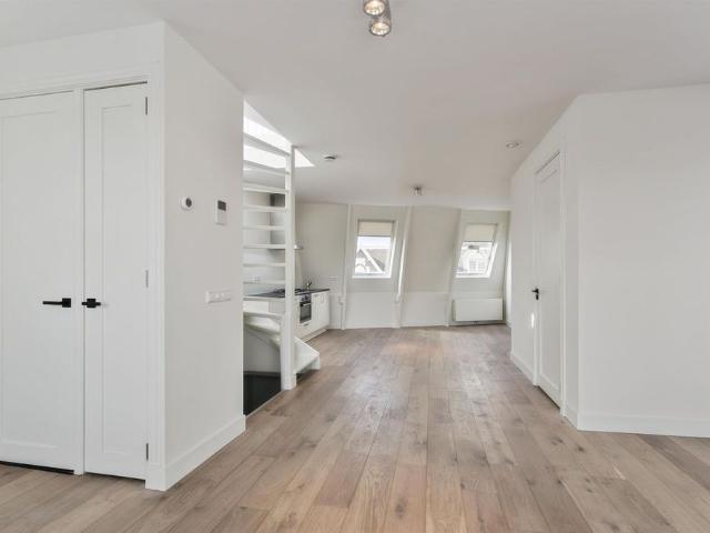 Appartement te huur: Van Speijkstraat 154 4 1057 HK Amsterdam
