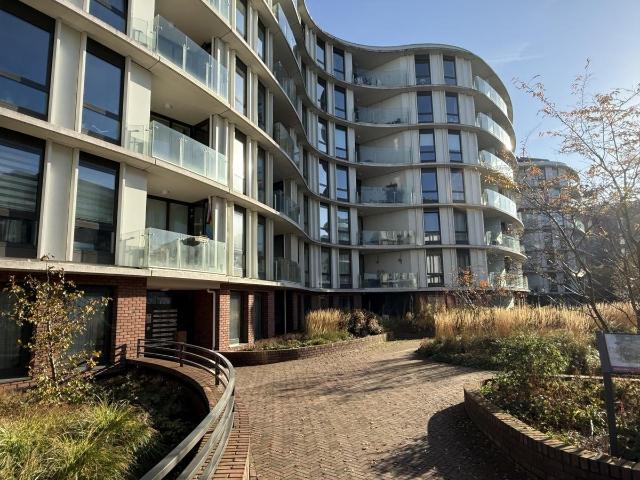Te huur: Appartement Vrouwengelukhof 66 in Amsterdam