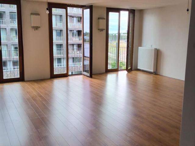 Appartement te huur: Waagdragerhof 152 1019 HB Amsterdam