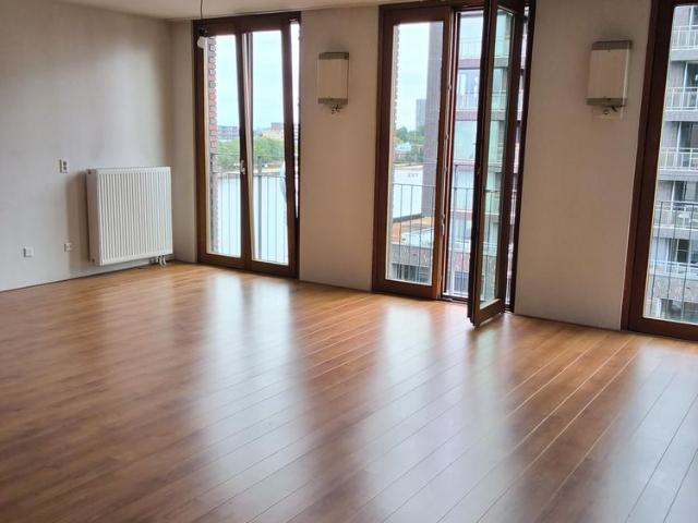 Appartement te huur: Waagdragerhof 152 1019 HB Amsterdam