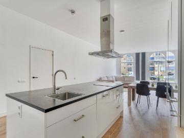 Appartement te huur Westzeedijk in Rotterdam voor € 2.050
