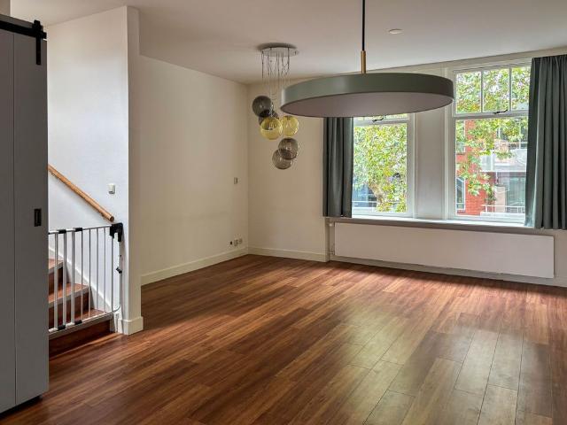 Appartement te huur: Westzijde 213 B 1506 GD Zaandam