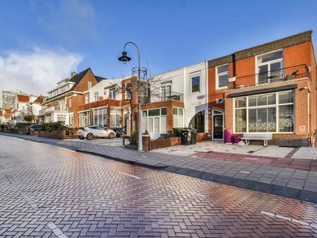 Appartement te huur Zeestraat in Zandvoort voor € 1.600