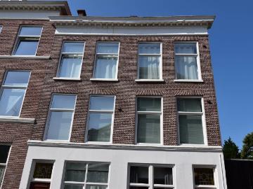 Appartement te huur 1e De Riemerstraat in Den Haag voor € 926