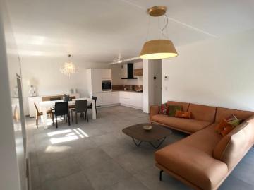 6880, Arrondissement de Neufchâteau, Wallonie