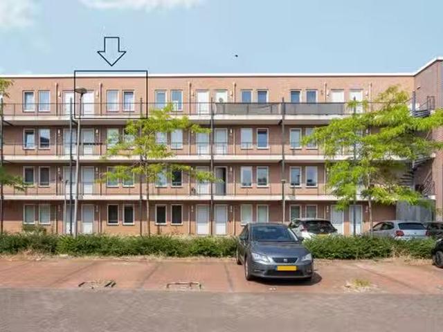 Appartement te koop Maastrichtkwartier 16 in Almere voor € 285.