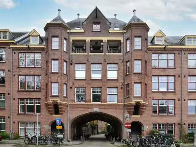 Appartement te koop Marnixstraat 235 G in Amsterdam voor € 395.