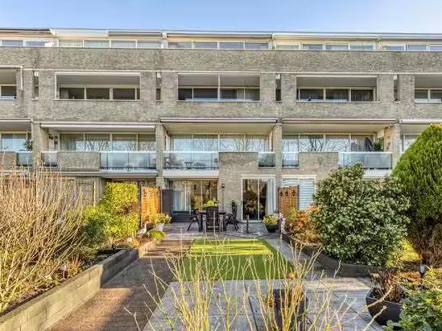 Appartement te koop Meijersplein Noord 8 in Rotterdam voor € 3.