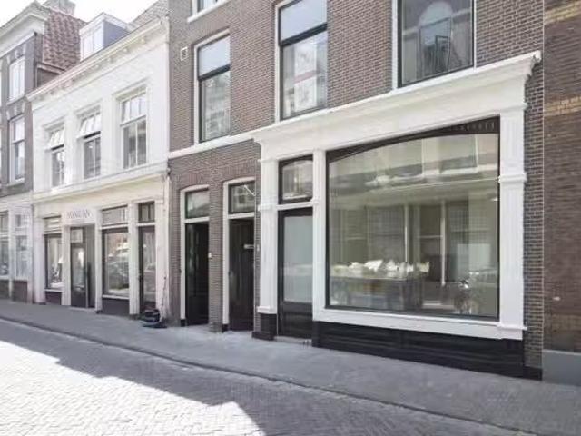 Appartement te koop Narmstraat 8 in Leiden voor € 325.000