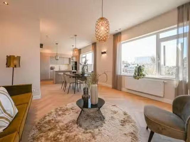 Appartement te koop Nicolaas Tulpstraat 41 in Den Haag voor €.