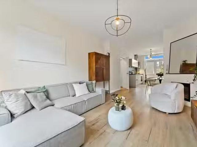 Appartement te koop Nicolaas Tulpstraat in Den Haag voor € 325.