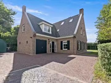 Appartement te koop Nieuwe Schoolstraat in Den Haag voor € 1.7.