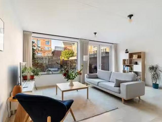 Appartement te koop Nijverheidstraat 160 in Rotterdam voor € 4.