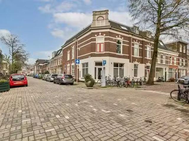Appartement te koop Oude Kerkstraat in Utrecht voor € 180.000