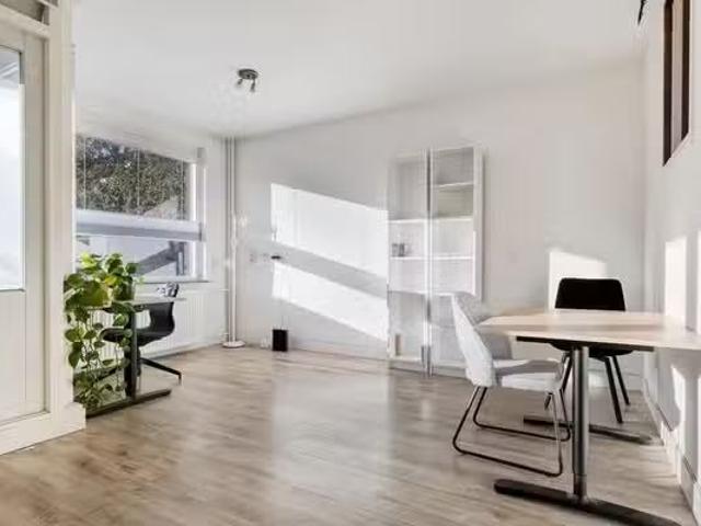 Appartement te koop Oudemansstraat 248 in Den Haag voor € 235.