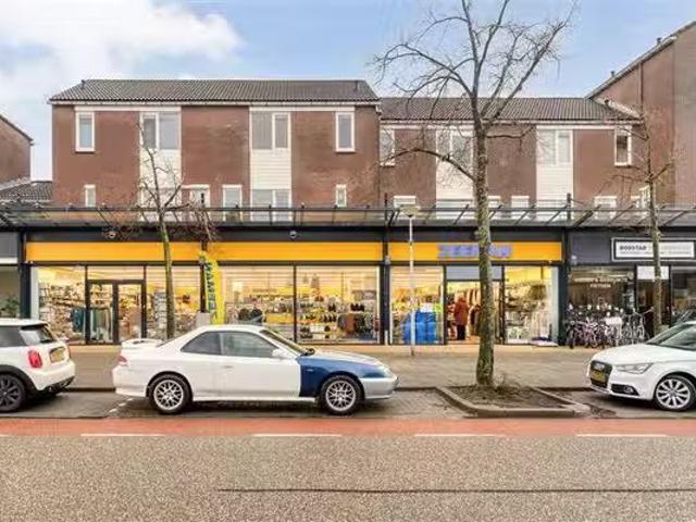 Appartement te koop Overlanderstraat 616 in Purmerend voor € 3.