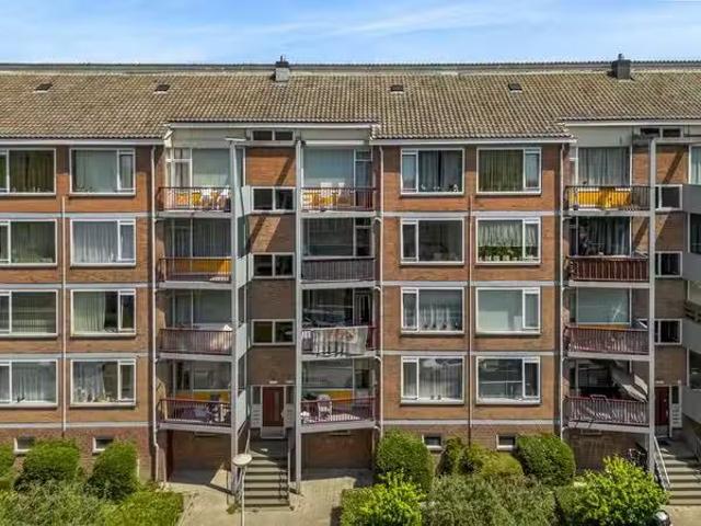 Appartement te koop Oeverpad 165 in Amsterdam voor € 425.000