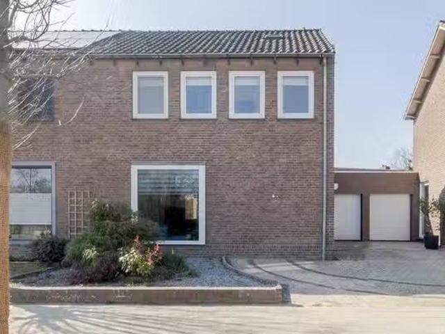 Appartement te koop Oranjeplein 40 C in Maastricht voor € 379.