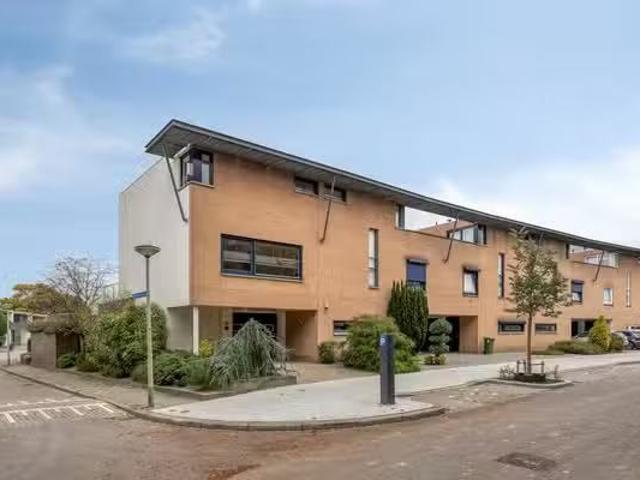 Appartement te koop Oranjeplein 42 E in Maastricht voor € 444.