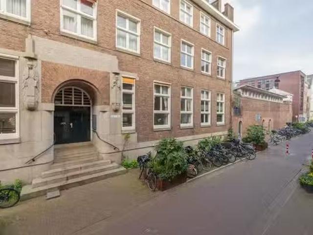 Appartement te koop Orteliuskade 20 3 in Amsterdam voor € 500.