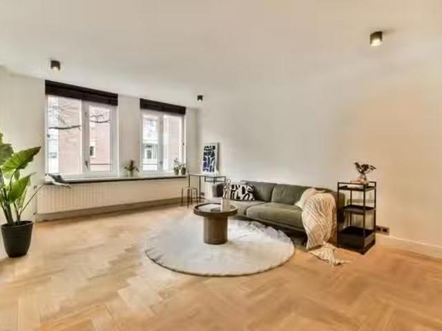 Appartement te koop Orteliuskade 32 3 in Amsterdam voor € 500.