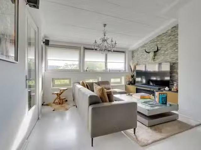 Appartement te koop Aalbersestraat 242 A in Amsterdam voor € 4.