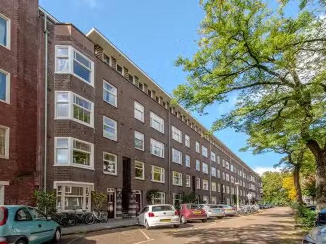 Appartement te koop Aalsmeerweg 125 2 in Amsterdam voor € 499.