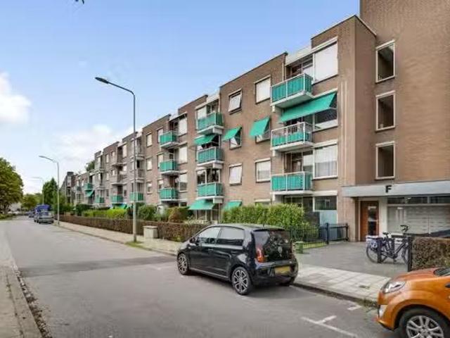 Appartement te koop Adelbert van Scharnlaan F 75 in Maastricht.
