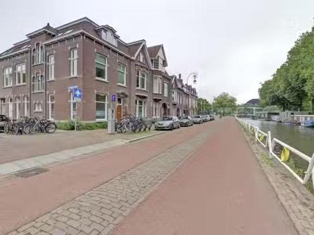Appartement te koop Adriaen van Ostadelaan 127 A in Utrecht vo.