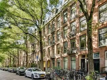Appartement te koop Albert Cuypstraat 39 F in Amsterdam voor €.
