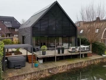 Appartement te koop B4 K sp in Almere voor prijs op aanvraag
