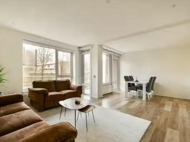 Appartement te koop Burgemeester Cramergracht 13 in Amsterdam.